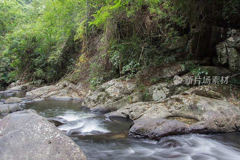 天然纯净在Kaeng Krachan国家公园，Hua Hin,Prachuap Khiri Khan省份。